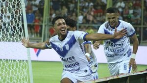 Juan Pablo asume y llega con un delantero