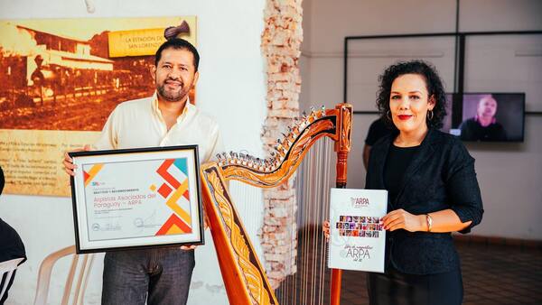 Valoran donaciones culturales - San Lorenzo Hoy