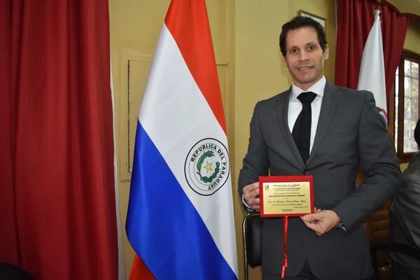 Municipio declara hijo dilecto a magistrado de Lambaré - Nacionales - ABC Color