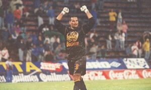 Chilavert buscará otra presidencia, la de Vélez | 1000 Noticias