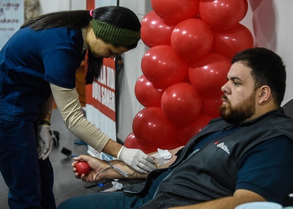 Una necesidad de todos: Paraguay precisa de 120.000 donaciones de sangre al año - trece