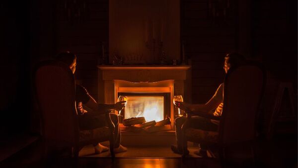 Bajas temperaturas enfrían algunos negocios y calientan otros (sube venta de bebidas fuertes y estufas)