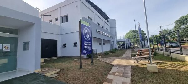 Piden informes por supuesta negligencia en hospital del IPS - Política - ABC Color