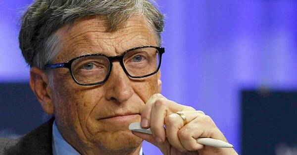 La Nación / Bill Gates visita China
