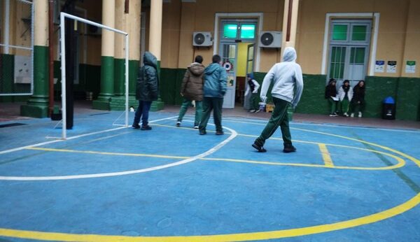 MEC recomienda que estudiantes con síntomas de cuadros respiratorios no asistan a clases
