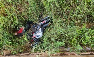 Baches del km 10 Monday causaron 2 graves accidentes, y un muerto