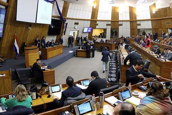 Diputados aprueban entregar el Mérito Comuneros a un pionero del Chaco Central
