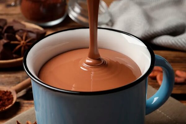 Con este frío estira un chocolate caliente espeso, aquí la receta - Estilo de vida - ABC Color