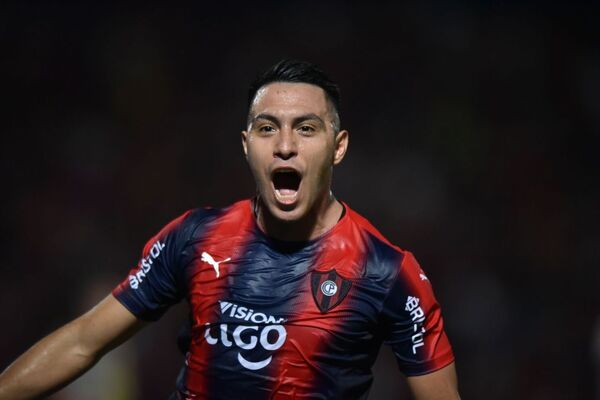 Importante oferta internacional por Ángel Cardozo Lucena