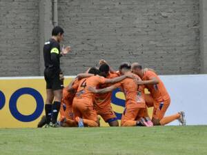 [VIDEO] Equipo del “Matador” Núñez remontó y clasificó