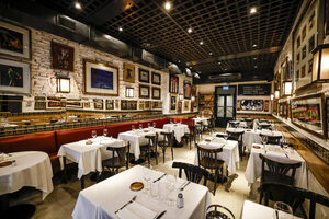 "El burladero", el primer restaurante que recibe el sello de calidad español en Argentina - MarketData