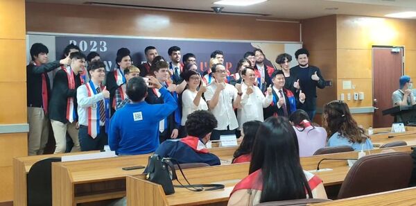 Diario HOY | Egresa la segunda promoción de la Universidad Politécnica Taiwán Paraguay
