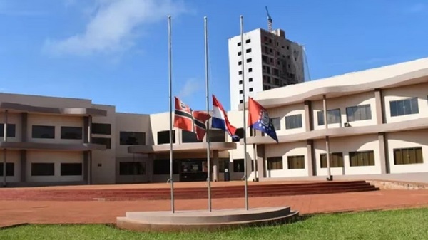 Cortan suministro de agua a comuna de Pedro Juan por deuda a Essap - Noticias Paraguay