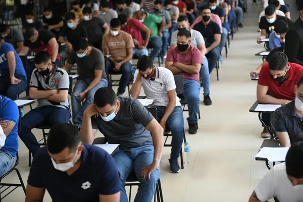 Mañana rinden postulantes para Itaipú - Economía - ABC Color