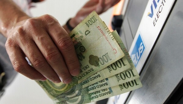 Salario mínimo aumentaría en G. 130.000 | 1000 Noticias