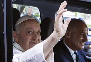 El Papa tras ser dado de alta: “Estoy todavía vivo” - Mundo - ABC Color