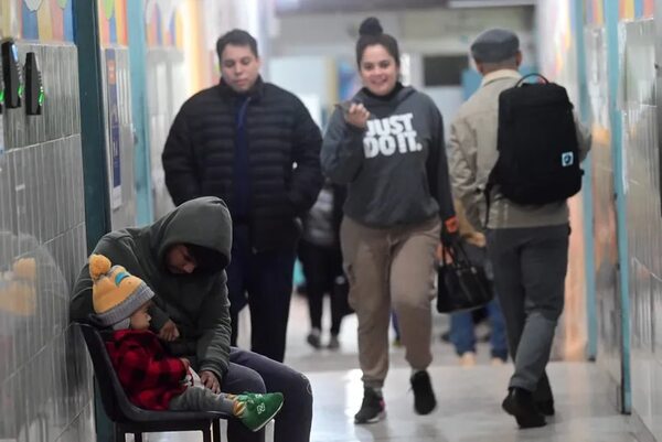 Virus respiratorios: hospitales de referencia registran 100% de ocupación de camas de terapia - Nacionales - ABC Color