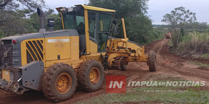 MUNICIPIO DE GRAL. ARTIGAS REALIZA ARREGLOS DE CAMINOS EN YPAJERÉ - Itapúa Noticias