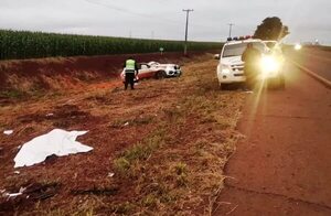 Vuelco de vehículo en Minga Porã deja un muerto - ABC en el Este - ABC Color
