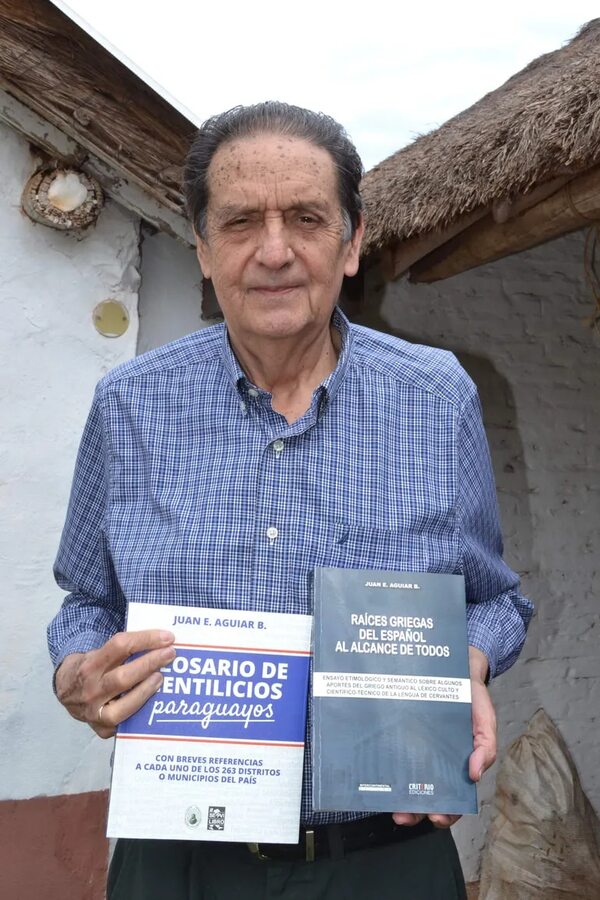 Escritor nepomuceno publicó “Raíces griegas del español al alcance de todos” - Nacionales - ABC Color