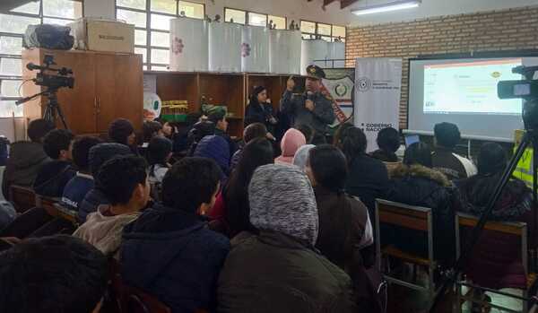 El MOPC, desarrolló en San José de los Arroyos, interesante charla sobre Seguridad Vial - Noticiero Paraguay