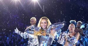La Nación / Beyoncé reveló el sexo de un bebé en su concierto