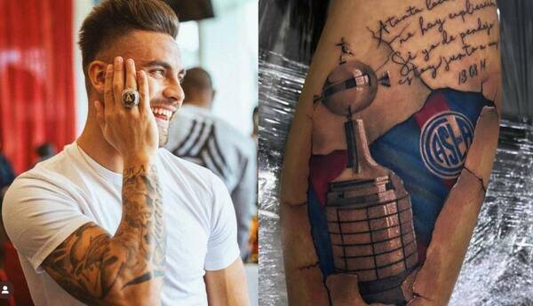 Idolo liberteño se tatuó la Copa Libertadores que ganó en el 2014