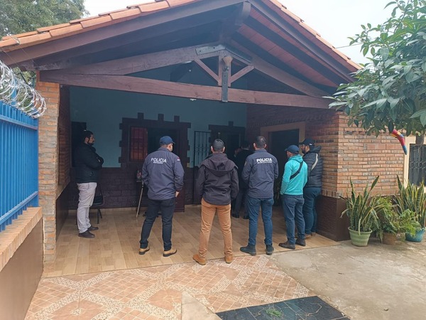 Diario HOY | Allanan vivienda de militar prófugo que habría manoseado a una menor