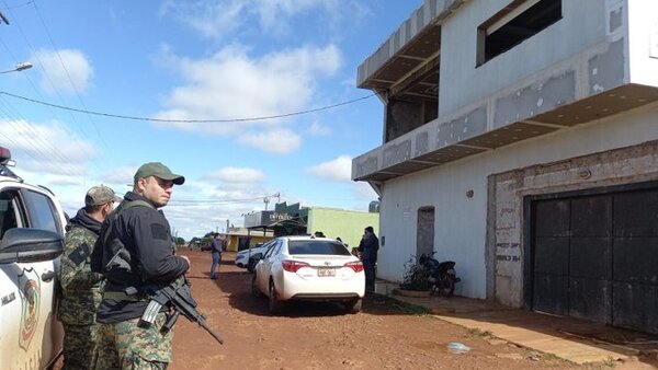 Allanan casa de Aguacate tras brutal asesinato