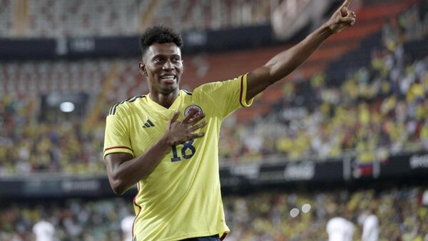 Un gol de Cassierra mantiene invicta a la Colombia de Néstor Lorenzo