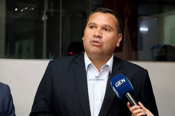 «No hay ninguna conversación sobre el tema», dice Derlis Maidana