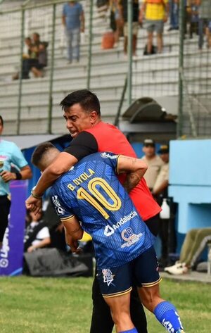César Farías, suspendido y cesado por agresión a jugadores en Ecuador - Fútbol Internacional - ABC Color