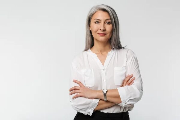 Mujeres con canas: consejos para hacer la transición hacia un pelo canoso (y hermoso) - Estilo de vida - ABC Color