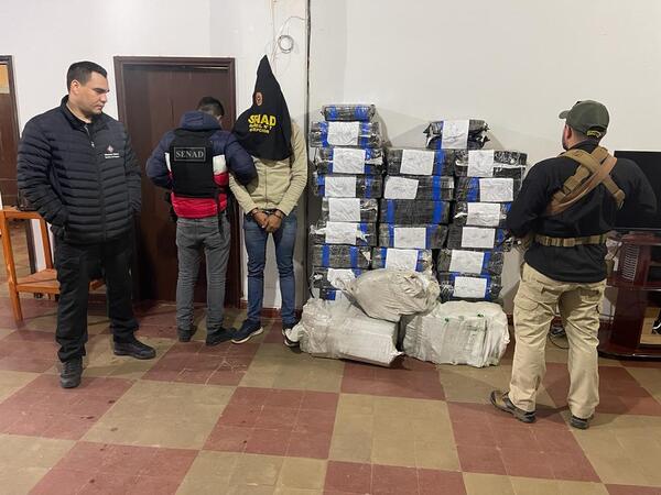 Senad interceptó vehículos y detuvo a traficantes con más de 600 kilos de marihuana - .::Agencia IP::.