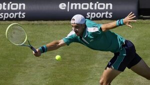 Struff rompe los pronósticos y se cita con Tiafoe en la final de Stuttgart - Tenis - ABC Color