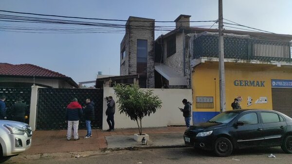 Allanan vivienda de Aguacate, confirman que lo mataron en su casa