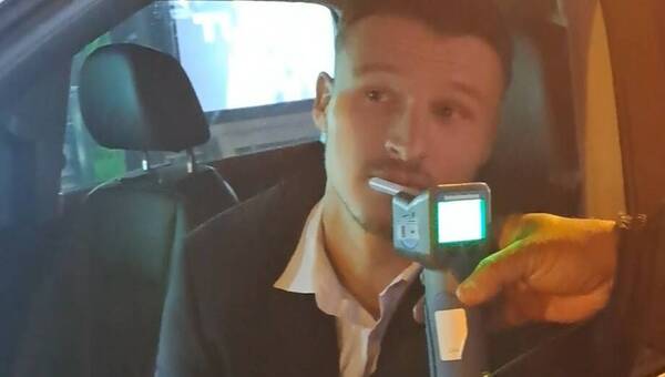Juan Villalba multó a jugador de Olimpia por alcotest y le deseó éxitos
