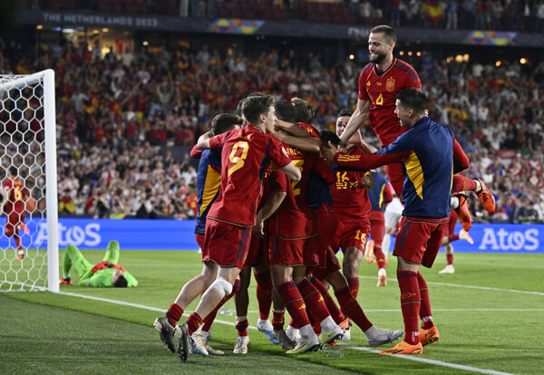 España gana la Liga de Naciones en los penales ante Croacia - Radio Imperio