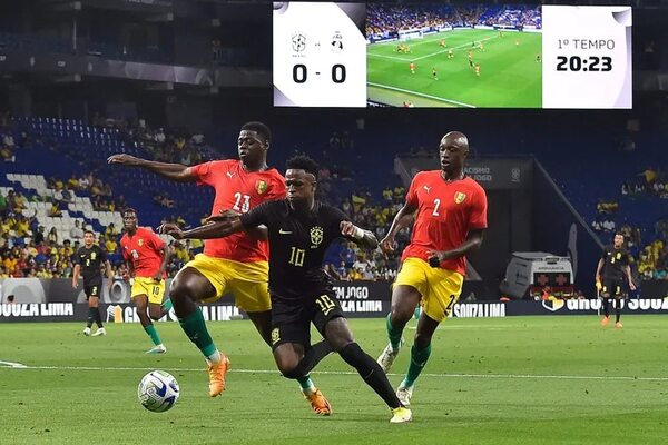 Vinícius denuncia otro acto racista antes del amistoso Brasil-Guinea - Fútbol Internacional - ABC Color