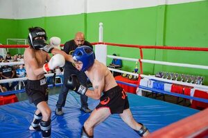 Exitoso Open The Machine Fight de kick boxing - Polideportivo - ABC Color