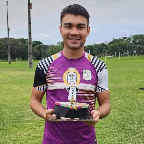 Tacuary: Iván Valdez, listo para emigrar - Fútbol - ABC Color