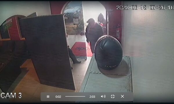 Roban local de apuestas en Franco