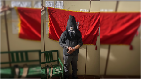 Lo acusan de haberle macheteado ¡en la cabeza a un Policía!