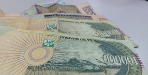 El 21% de la población en América Latina todavía utiliza el efectivo