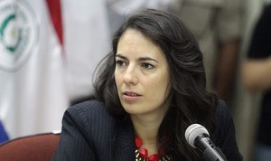 Santiago Peña designa a Claudia Centurión como próxima titular del MOPC - Unicanal