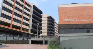 La Nación / Condenan a 15 años de prisión a hombre que convivió con niña de 13 años