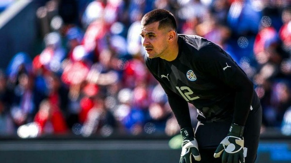 El arquero que ¡fue buscado por Cerro! y remplazó a Antony Silva en la Albirroja
