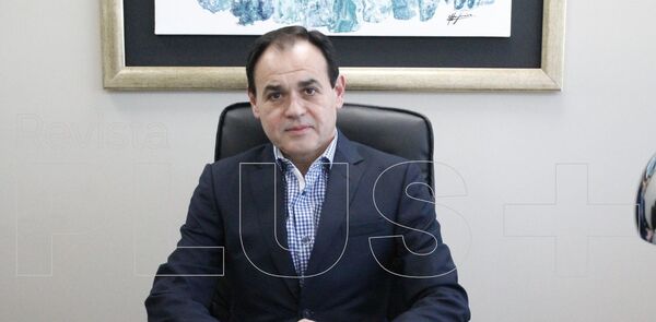 Rub茅n Ram铆rez Lezcano, futuro canciller se帽ala que Santiago Pe帽a buscar谩 la inserci贸n mundial de Paraguay "sin ideolog铆as" - Revista PLUS