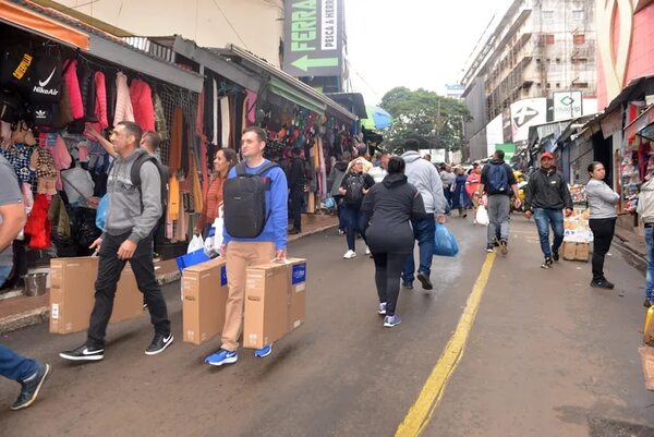 Con llegada del frío, aumentan ventas en comercios de Ciudad del Este - ABC en el Este - ABC Color