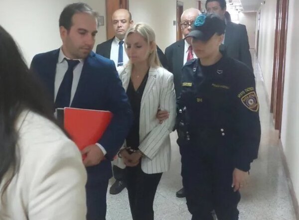 Tribunal confirma prisión preventiva a la suspendida fiscal Ana Girala